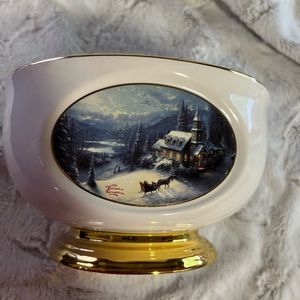Thomas Kinkade “Sunday Evening Sleigh Ride” Bowl